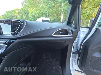 2026 Chrysler Pacifica Limited 121.6" WB – miniatura 17