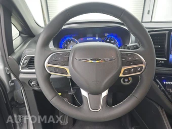 2026 Chrysler Pacifica Limited 121.6" WB - miniatura 10