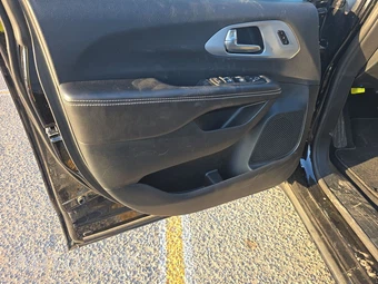 2026 Chrysler Pacifica Limited 121.6" WB – miniatura 15