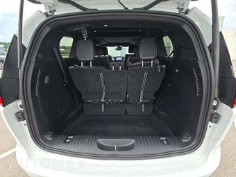 2026 Chrysler Pacifica Limited 121.6" WB – miniatura 12