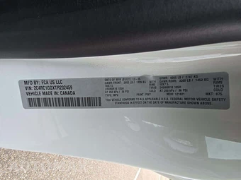 2026 Chrysler Pacifica Limited 121.6" WB – miniatura 2