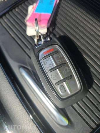 2026 Chrysler Pacifica Limited 121.6" WB - miniatura 8