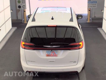 2026 Chrysler Pacifica Limited 121.6" WB - miniatura 5
