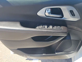 2026 Chrysler Pacifica Limited 121.6" WB - miniatura 9