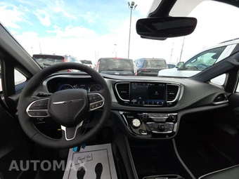 2026 Chrysler Pacifica Limited 121.6" WB – miniatura 11