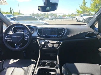 2026 Chrysler Pacifica Limited 121.6" WB - miniatura 11