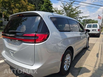 2026 Chrysler Pacifica Select 121.6" WB - miniatura 3