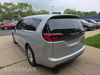 2026 Chrysler Pacifica Select 121.6" WB - miniatura 2
