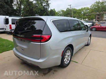 2026 Chrysler Pacifica Select 121.6" WB - miniatura 3
