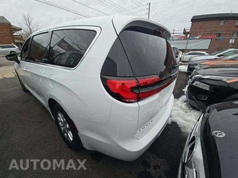 2026 Chrysler Pacifica Select 121.6" WB - miniatura 3