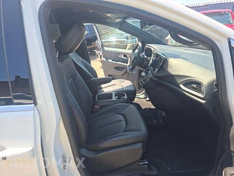2026 Chrysler Pacifica Select 121.6" WB - miniatura 16