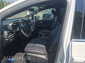 2026 Chrysler Pacifica Select 121.6" WB - miniatura 3