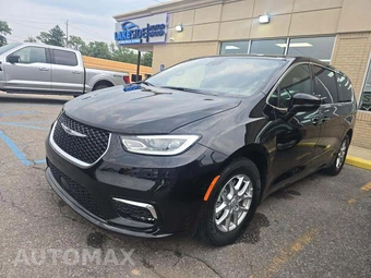 2026 Chrysler Pacifica Select 121.6" WB