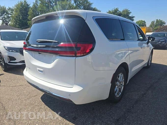 2026 Chrysler Pacifica Select 121.6" WB - miniatura 3