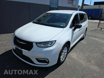 2026 Chrysler Pacifica Select 121.6" WB - car from the USA, Manheim Buy-Now listing at AUTOMAX