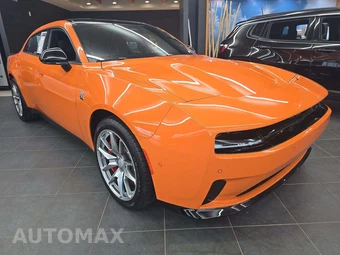 2026 Dodge Charger Daytona Scat Pack 4-Door Sedan - miniatura 4