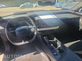 2026 Dodge Charger Scat Pack Plus 2-Door Coupe – miniatura 14