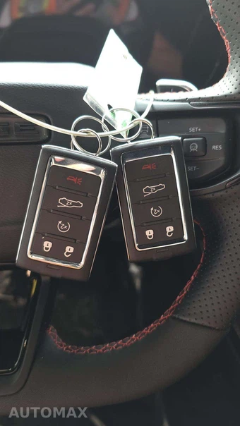 2026 Dodge Charger Scat Pack Plus 2-Door Coupe - miniatura 18