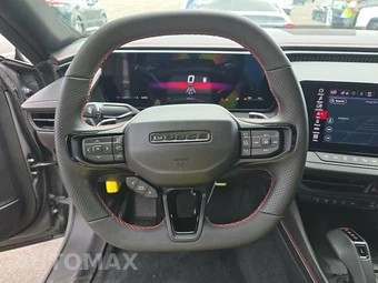 2026 Dodge Charger Scat Pack Plus 2-Door Coupe – miniatura 10