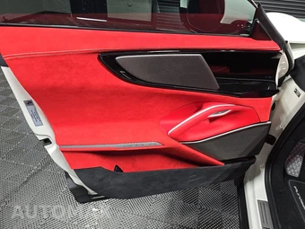 2026 Ferrari Purosangue - miniatura 9