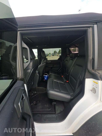 2026 Ford Bronco Badlands Advanced - miniatura 10