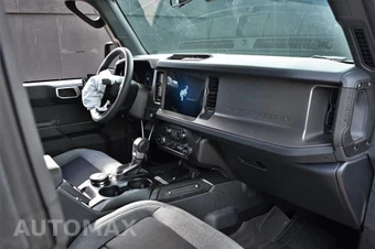 2026 Ford Bronco Base - miniatura 12