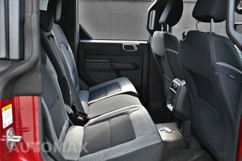 2026 Ford Bronco Base - miniatura 13
