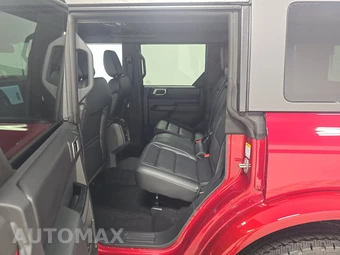 2026 Ford Bronco Outer Banks - miniatura 13