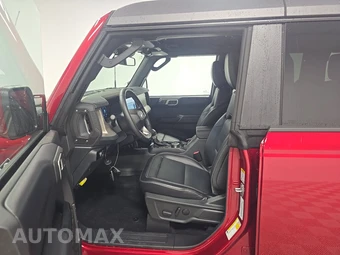 2026 Ford Bronco Outer Banks - miniatura 7