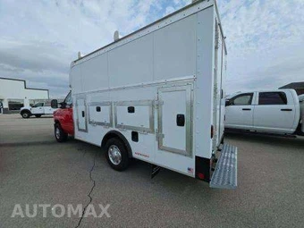 2026 Ford E-350 Cutaway - miniatura 19
