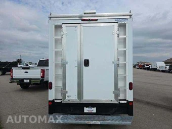 2026 Ford E-350 Cutaway - miniatura 20