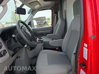 2026 Ford E-350 Cutaway - miniatura 3