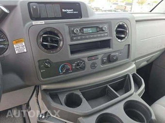 2026 Ford E-350 Cutaway - miniatura 7