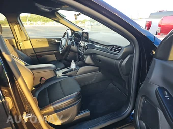 2026 Ford Escape ST-Line - miniatura 8