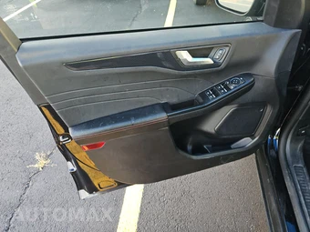 2026 Ford Escape ST-Line - miniatura 9