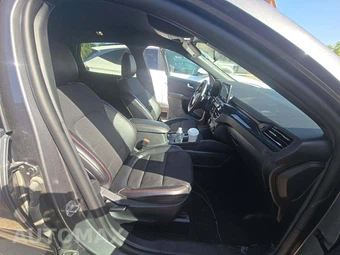 2026 Ford Escape ST-Line - miniatura 15