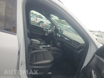 2026 Ford Escape ST-Line - miniatura 8