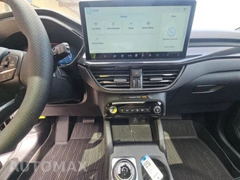 2026 Ford Escape ST-Line Elite - miniatura 11