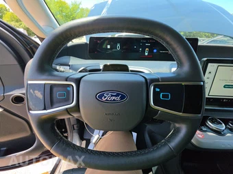 2026 Ford Expedition Max Active - miniatura 10