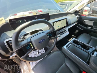 2026 Ford Expedition Max Active - miniatura 11