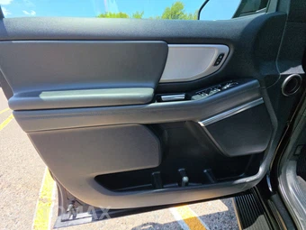 2026 Ford Expedition Max Active - miniatura 9