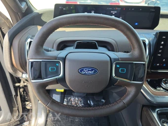 2026 Ford Expedition Max King Ranch - miniatura 10