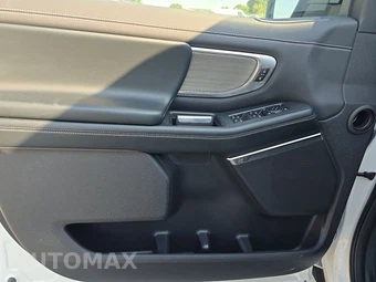 2026 Ford Expedition Max Platinum - miniatura 9