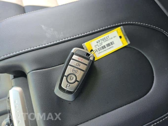 2026 Ford Expedition Max Platinum - miniatura 5