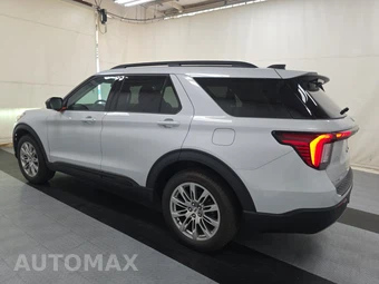 2026 Ford Explorer Active - miniatura 6