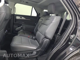 2026 Ford Explorer Active - miniatura 13