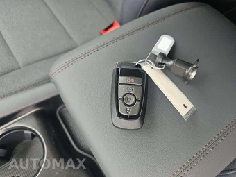 2026 Ford Explorer Active w/200A - miniatura 8