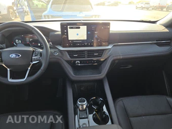 2026 Ford Explorer Platinum - miniatura 11
