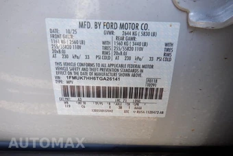 2026 Ford Explorer Platinum - miniatura 8