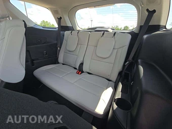 2026 Ford Explorer Platinum - miniatura 11